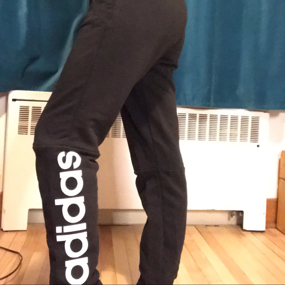 Adidas sweatpants